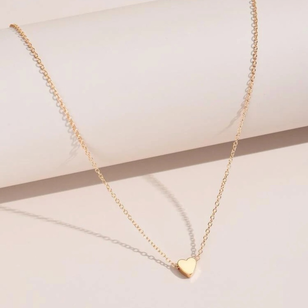 Gold heart necklace